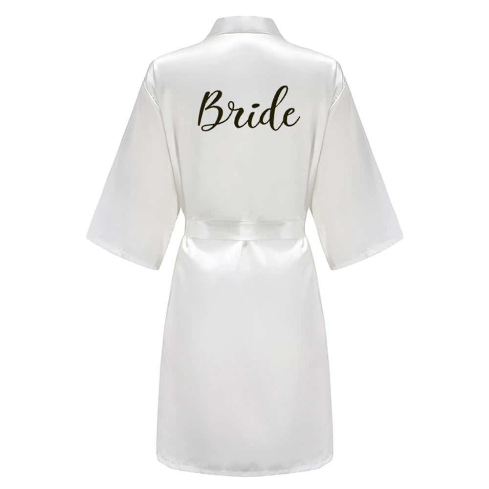 חלוק סאטן עם כיתוב Bride – לכלה ולשושבינות – תמונה 11